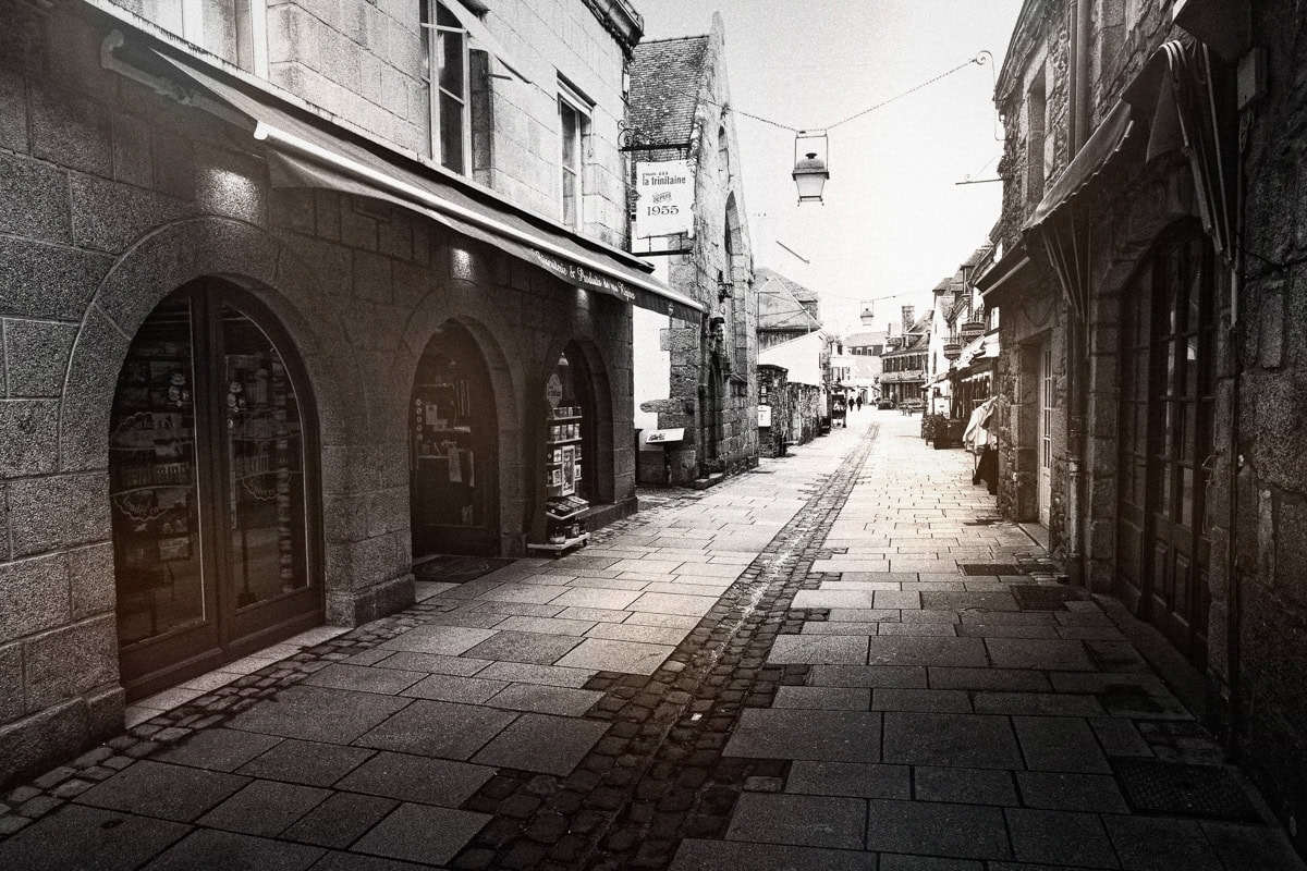 Ruelle de Concarneau, Bretagne, France